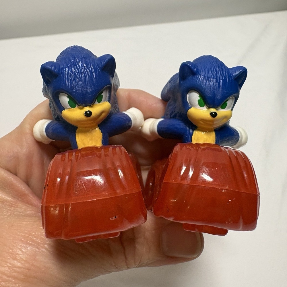 Set Of 2- 2022 McDONALD'S‎ Sega Sonic 2 The Hedgehog HAPPY MEAL TOYS